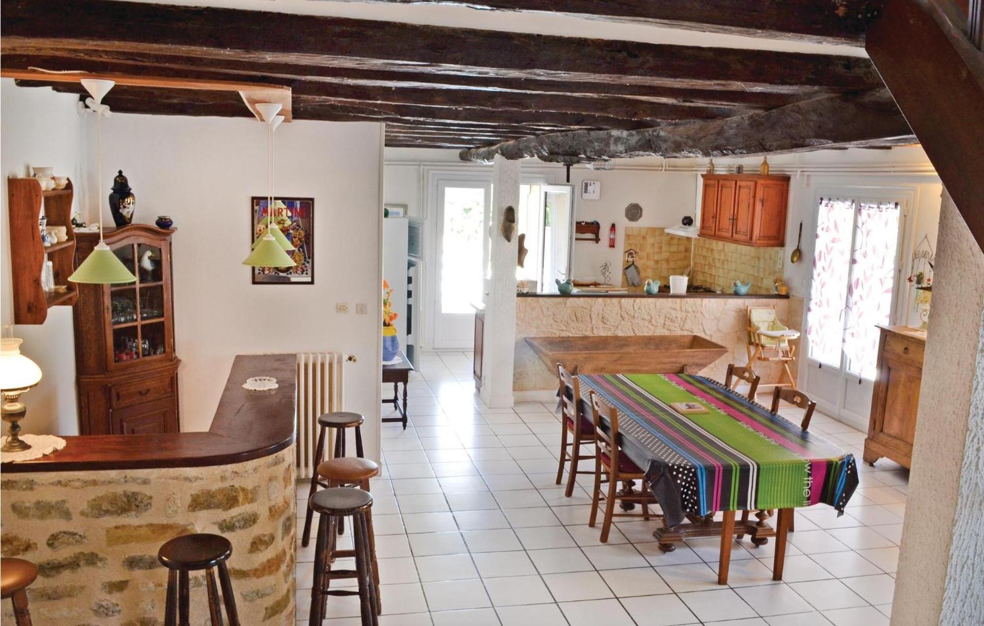 Amazing Home In Ladornac With Kitchen La Dornac Buitenkant foto